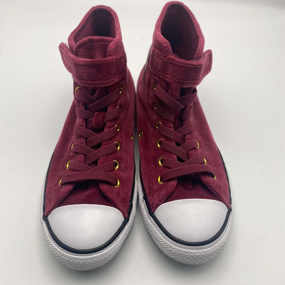 Converse Chuck Taylor Sneakers in Maroon Faux Suede, Size 3 US for Youth